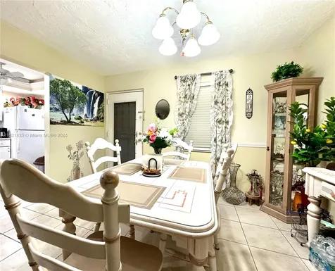 2831 Somerset Drive Lauderdale Lakes FL 33311