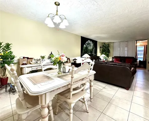 2831 Somerset Drive Lauderdale Lakes FL 33311