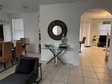 4866 NW 108th Passage Doral FL 33178
