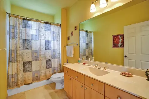 2531 Hunters Run Way Weston FL 33327