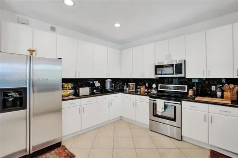 2531 Hunters Run Way Weston FL 33327