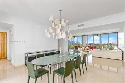 1000 Venetian Way Miami FL 33139