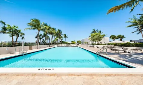 1000 Venetian Way Miami FL 33139