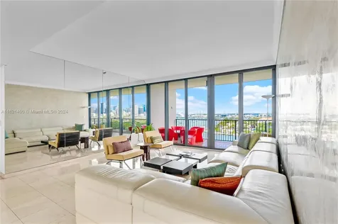 1000 Venetian Way Miami FL 33139