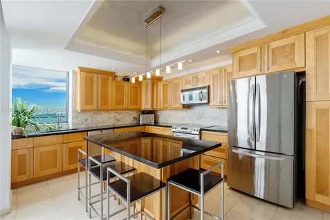 1000 Venetian Way Miami FL 33139
