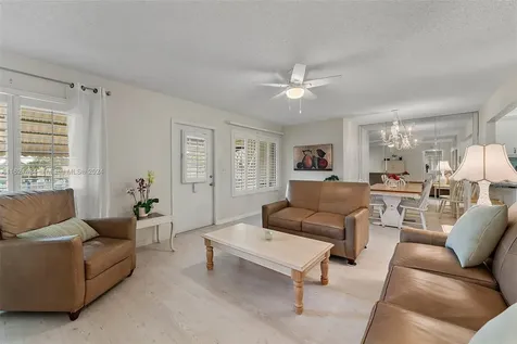 341 Pine Ridge Circle Green Acres FL 33463