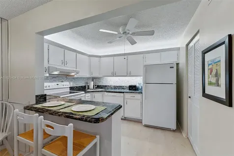 341 Pine Ridge Circle Green Acres FL 33463