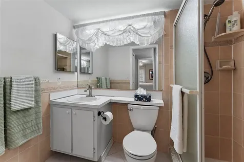 341 Pine Ridge Circle Green Acres FL 33463
