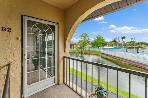 341 Pine Ridge Circle Green Acres FL 33463