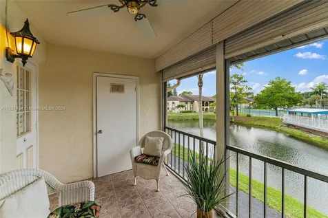 341 Pine Ridge Circle Green Acres FL 33463