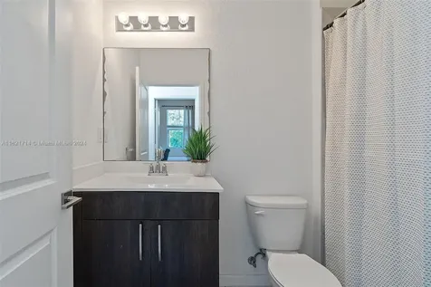 1469 SE 24th Terrace Homestead FL 33035