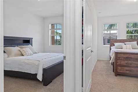 1469 SE 24th Terrace Homestead FL 33035