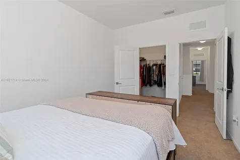 1469 SE 24th Terrace Homestead FL 33035