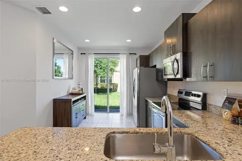 1469 SE 24th Terrace Homestead FL 33035