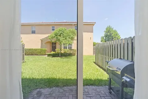 1469 SE 24th Terrace Homestead FL 33035