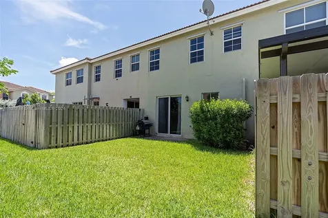 1469 SE 24th Terrace Homestead FL 33035