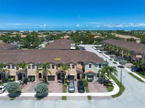 1469 SE 24th Terrace Homestead FL 33035