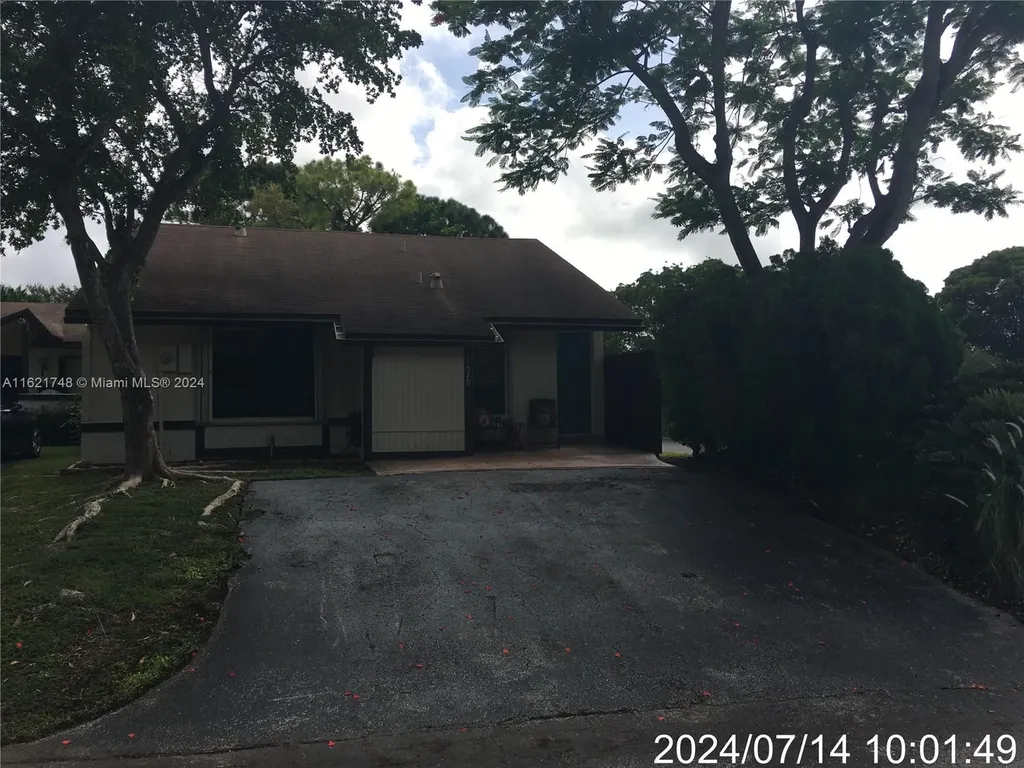 11570 SW 112th Avenue Miami FL 33176