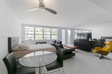 100 Lincoln Road Miami Beach FL 33139