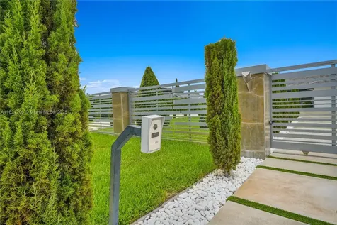 13785 SW 34th Street Miami FL 33175