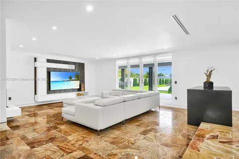 13785 SW 34th Street Miami FL 33175
