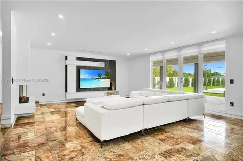 13785 SW 34th Street Miami FL 33175