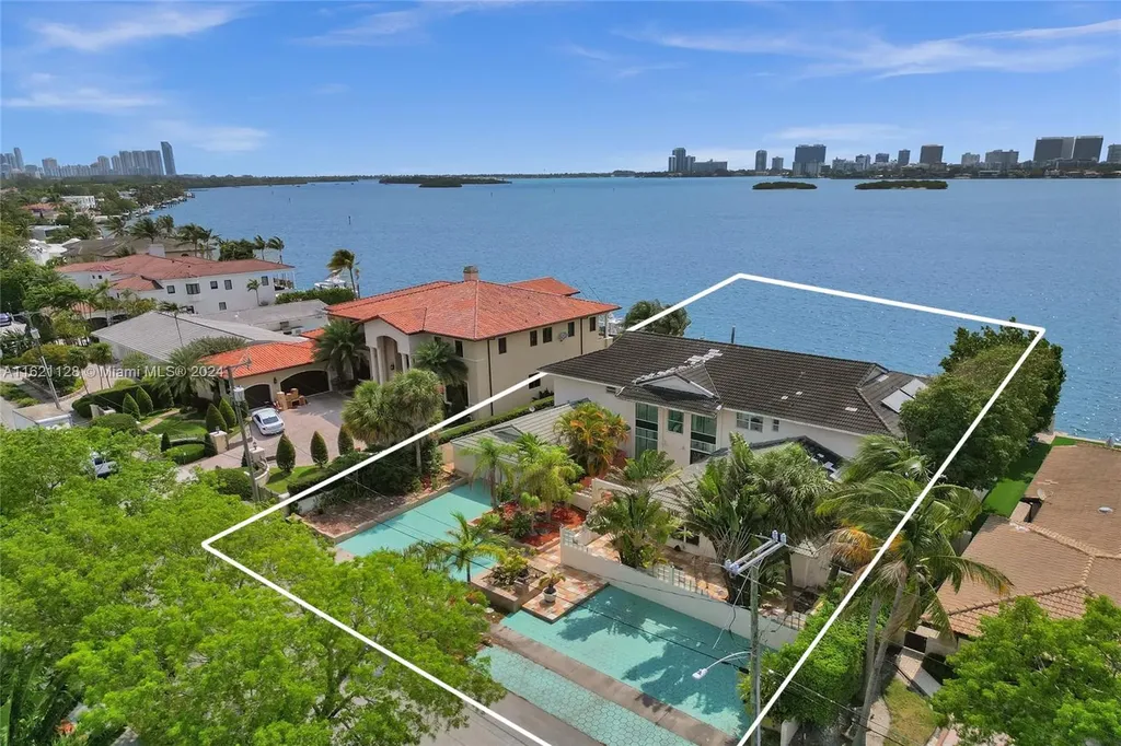 12455 Keystone Island Drive North Miami FL 33181