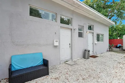 418 NW 47th Street Miami FL 33127