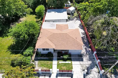 418 NW 47th Street Miami FL 33127