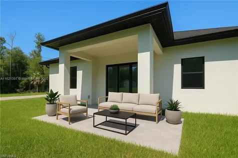 4518 6th Avenue SE Naples FL 34117