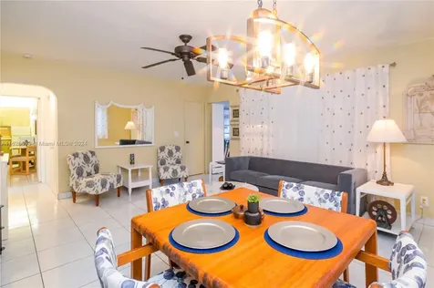 1716 N 16th Court Hollywood FL 33020