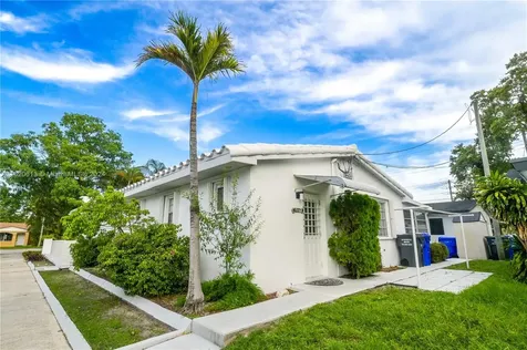 1716 N 16th Court Hollywood FL 33020