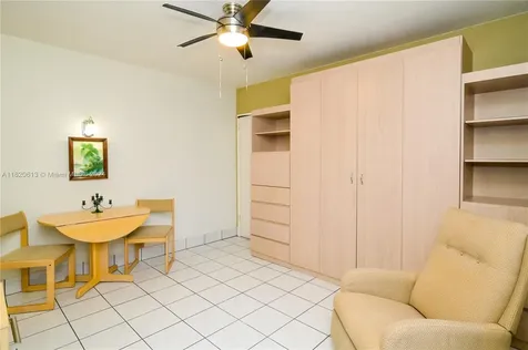 1716 N 16th Court Hollywood FL 33020