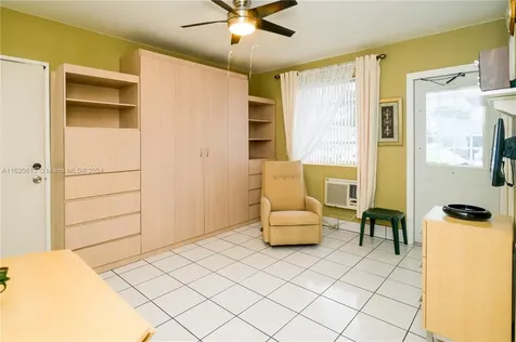 1716 N 16th Court Hollywood FL 33020