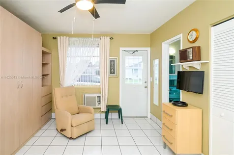 1716 N 16th Court Hollywood FL 33020