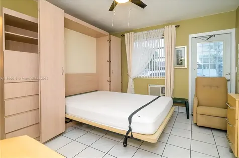 1716 N 16th Court Hollywood FL 33020