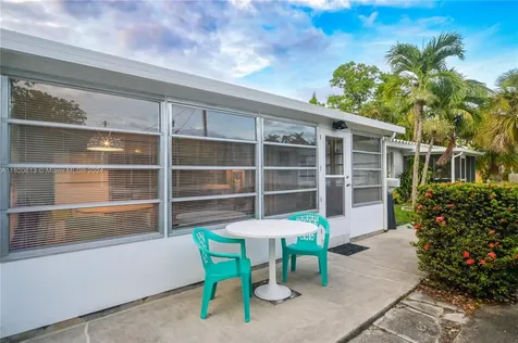 1716 N 16th Court Hollywood FL 33020