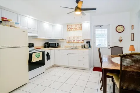 1716 N 16th Court Hollywood FL 33020