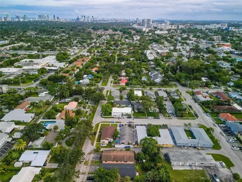 1716 N 16th Court Hollywood FL 33020