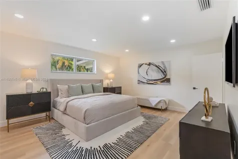 2451 NE 199th Street Miami FL 33180