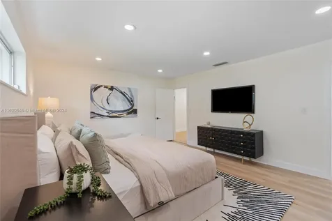 2451 NE 199th Street Miami FL 33180