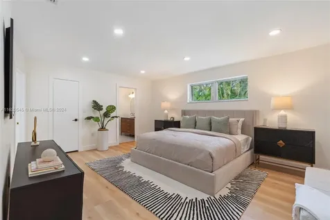 2451 NE 199th Street Miami FL 33180