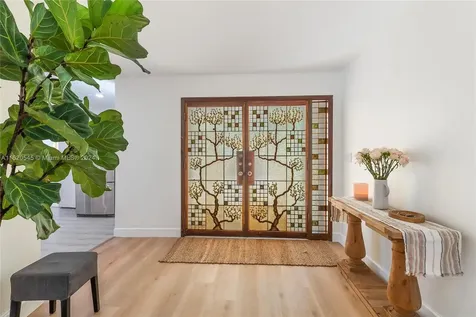 2451 NE 199th Street Miami FL 33180