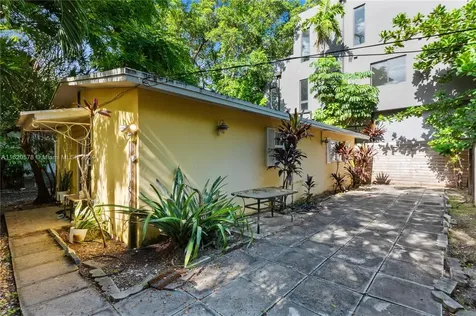 2930 Coconut Avenue Miami FL 33133