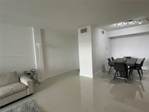 9381 E Bay Harbor Drive Bay Harbor Islands FL 33154