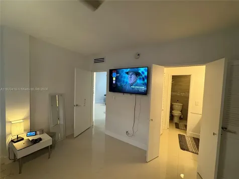 9381 E Bay Harbor Drive Bay Harbor Islands FL 33154
