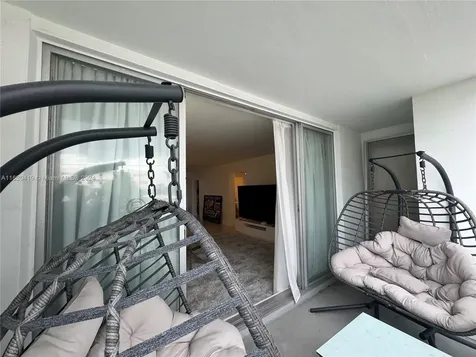 9381 E Bay Harbor Drive Bay Harbor Islands FL 33154