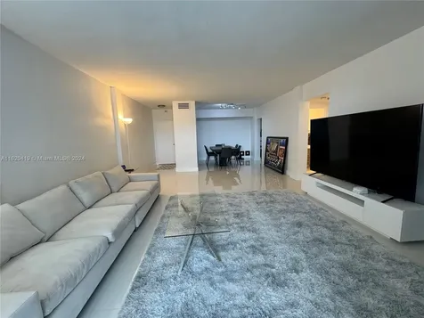 9381 E Bay Harbor Drive Bay Harbor Islands FL 33154