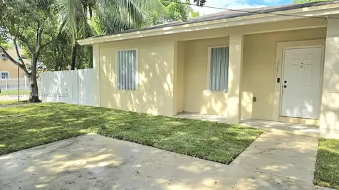 2291 NW 87th Street Miami FL 33147