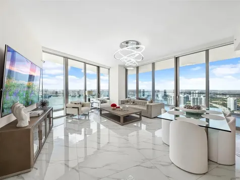 18975 Collins Avenue Sunny Isles Beach FL 33160
